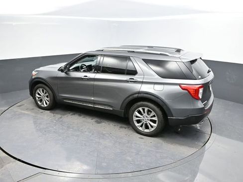 Used 2023 Ford Explorer Limited image 44