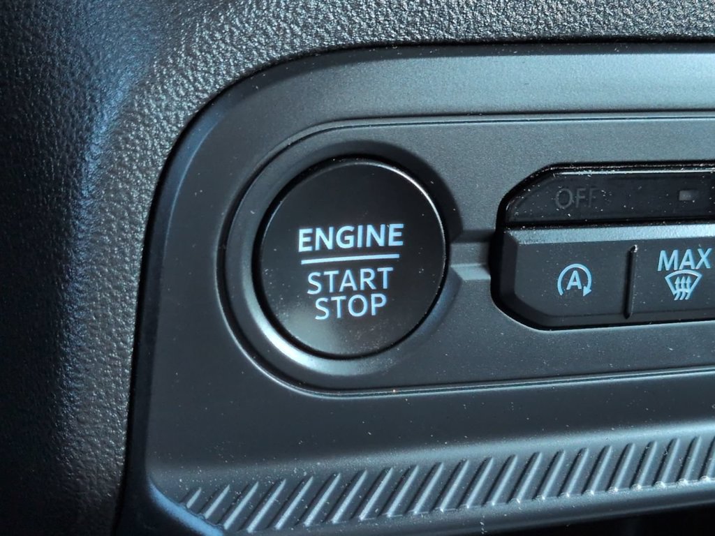 Used 2025 Ford Bronco Sport Outer Banks w/ Outer Banks Tech Package+ AWD/4WD image 29