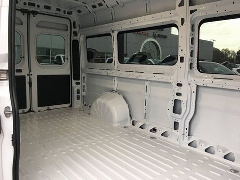 Used 2024 RAM ProMaster 3500 w/ Leather Interior Group FWD image 22