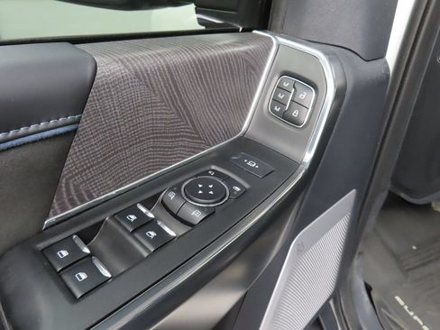 Used 2025 Ford F250 Platinum AWD/4WD image 61