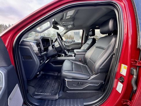 Used 2023 Ford F350 Lariat w/ Chrome Package image 9