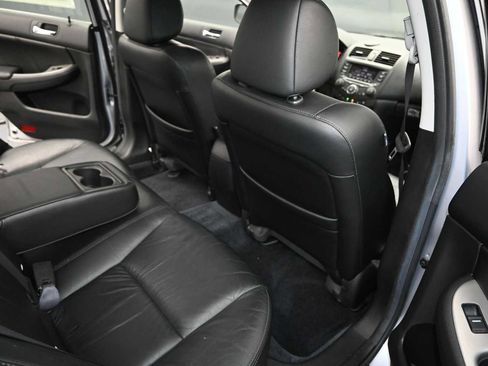 Used 2004 Honda Accord EX image 23