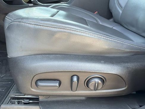 Used 2019 Chevrolet Traverse Premier w/ LPO, Blackout Package image 13