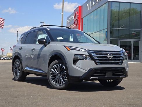 New 2026 Nissan Rogue Platinum AWD/4WD image 2