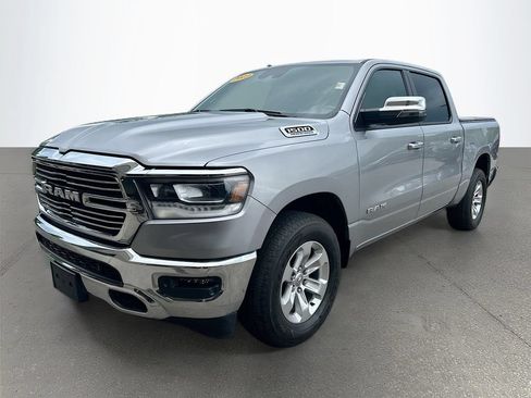 Used 2023 RAM 1500 Laramie AWD/4WD image 7