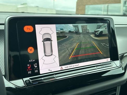 New 2026 Volkswagen Atlas Peak Edition AWD/4WD image 25