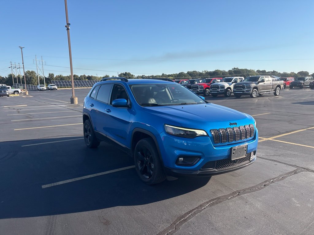 Used 2021 Jeep Cherokee Latitude Plus AWD/4WD image 10