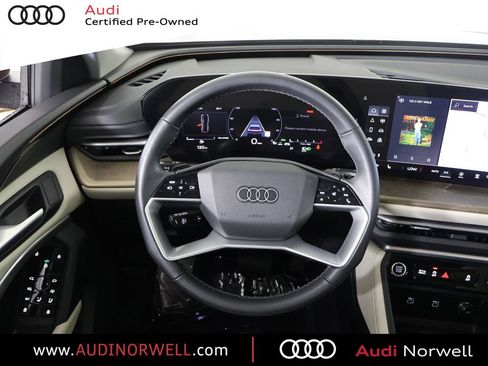 Certified 2025 Audi Q5 Premium AWD/4WD image 30