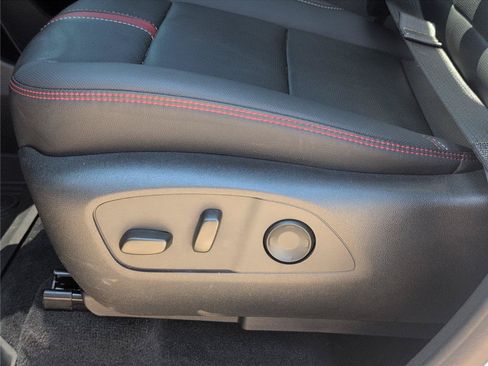 Used 2024 Chevrolet Traverse RS w/ LPO, Floor Liner Package AWD/4WD image 19