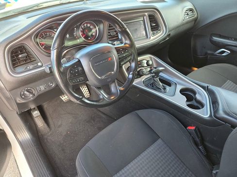 Used 2022 Dodge Challenger R/T image 12