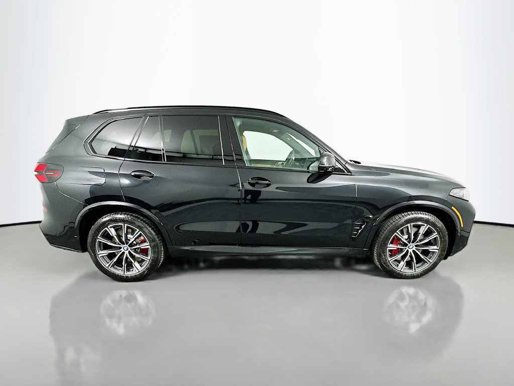 Used 2026 BMW X5 xDrive50e w/ Executive Package AWD/4WD image 4