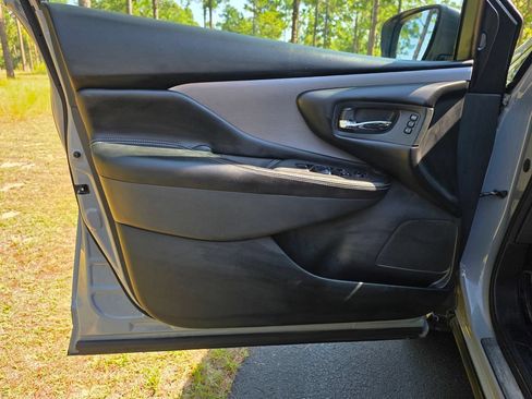Used 2022 Nissan Murano SL AWD/4WD image 11