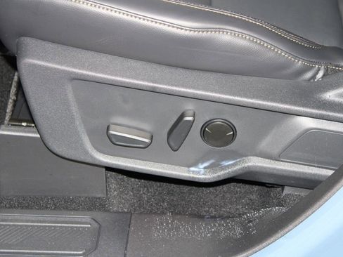 New 2025 Ford Bronco Badlands image 18