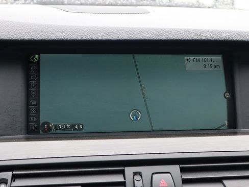 Used 2013 BMW 550i Sedan RWD image 23