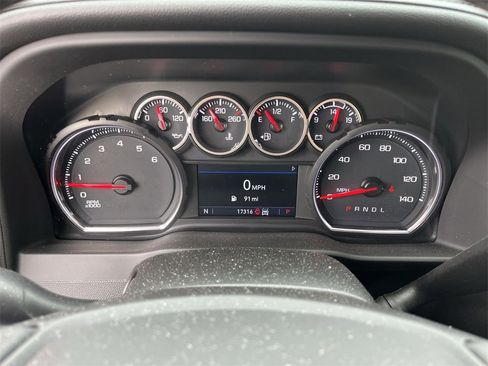 Certified 2023 Chevrolet Silverado 2500 LTZ w/ LTZ Convenience Package image 11