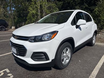 Used 2022 Chevrolet Trax LS w/ Tint and Cruise Package