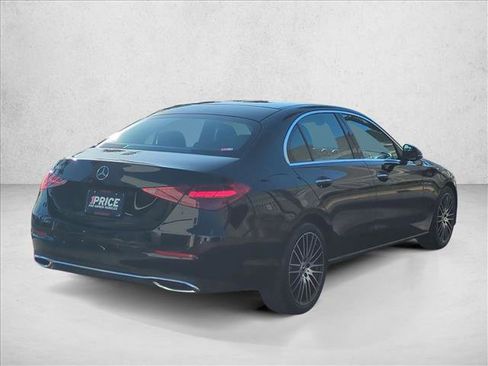 Used 2025 Mercedes-Benz C 300 Sedan image 5