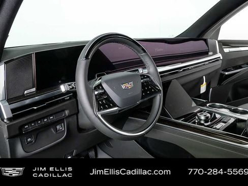 New 2026 Cadillac Escalade ESV 4WD w/ LPO, Floor Liner Package image 4