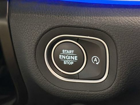 Used 2022 Mercedes-Benz GLS 450 4MATIC image 28