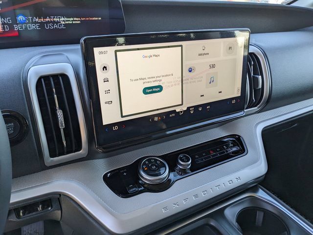 Used 2025 Ford Expedition Active RWD image 24