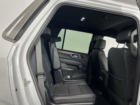 Used 2025 GMC Yukon Denali image 26
