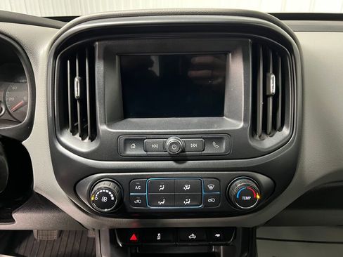 Used 2019 Chevrolet Colorado W/T w/ Custom Special Edition image 7