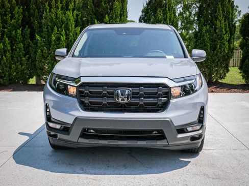 Used 2025 Honda Ridgeline RTL image 3