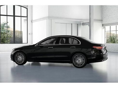 Used 2026 Mercedes-Benz C 300 4MATIC Sedan image 32