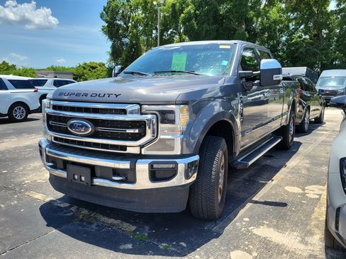 Used 2022 Ford F350 Lariat w/ Lariat Ultimate Package AWD/4WD image 3