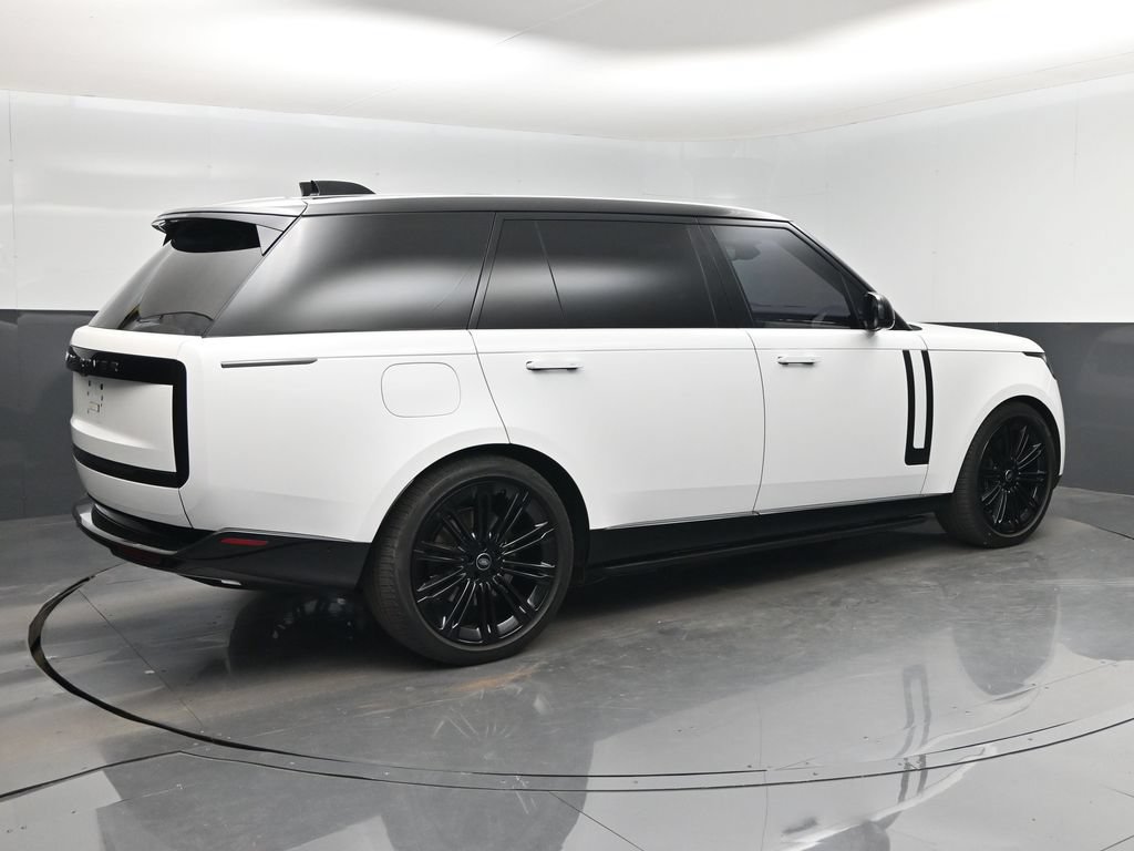 Used 2023 Land Rover Range Rover Long Wheelbase Autobiography AWD/4WD image 3