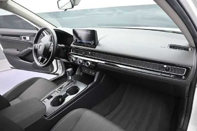 Used 2024 Honda Civic EX image 16