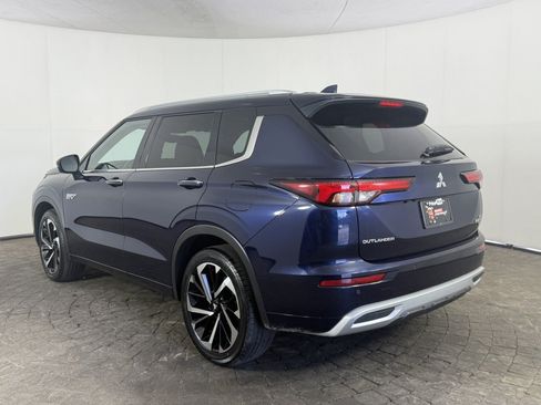 Used 2025 Mitsubishi Outlander SEL AWD/4WD image 5