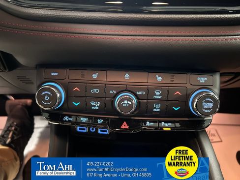 New 2026 Dodge Durango GT w/ Blacktop Package AWD/4WD image 17