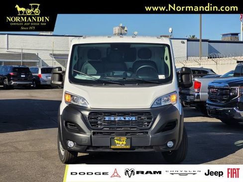 New 2026 RAM ProMaster 2500 w/ Convenience Group FWD image 2