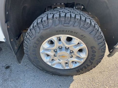 Used 2022 Chevrolet Silverado 3500 LT w/ Convenience Package AWD/4WD image 19
