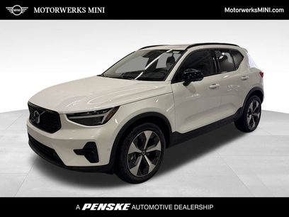 Used 2026 Volvo XC40 B5 Plus