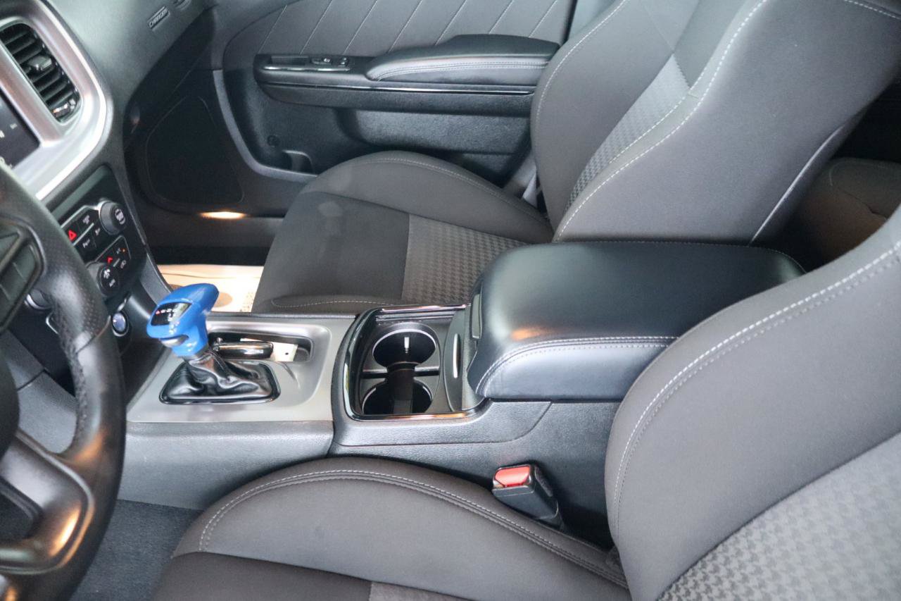Used 2022 Dodge Charger GT w/ Driver Convenience Group RWD image 17