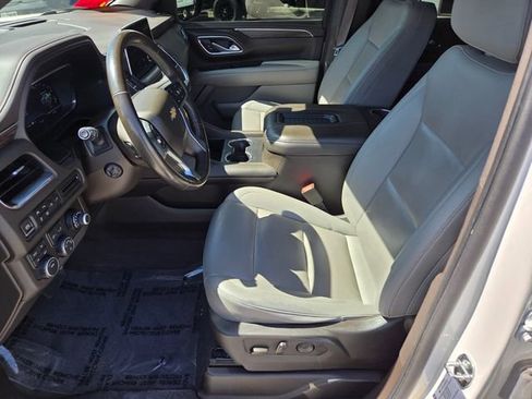 Used 2022 Chevrolet Tahoe LT w/ Luxury Package image 10