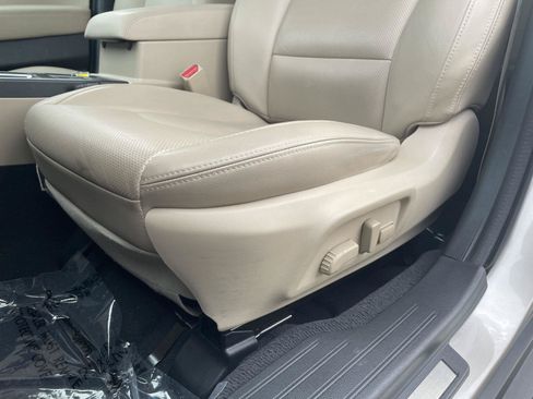 Used 2016 Subaru Outback 2.5i Limited AWD/4WD image 22