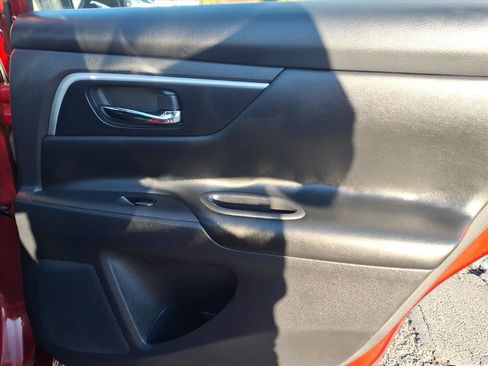 Used 2017 Nissan Altima 2.5 SV image 12