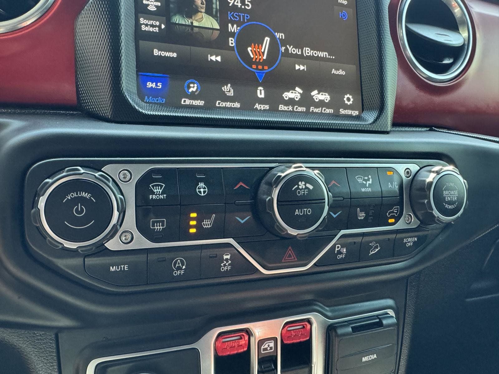 Used 2021 Jeep Wrangler Unlimited Rubicon w/ Uconnect 4C Nav & Sound Group AWD/4WD image 20