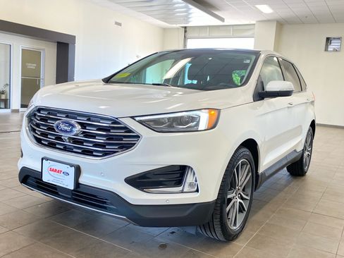 Used 2024 Ford Edge Titanium w/ Equipment Group 301A AWD/4WD image 4