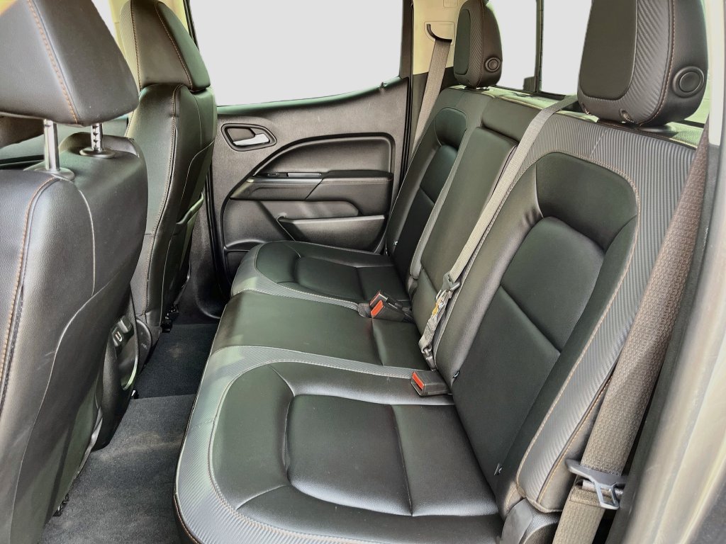 Used 2021 GMC Canyon AT4 w/ Driver Alert Package AWD/4WD image 23
