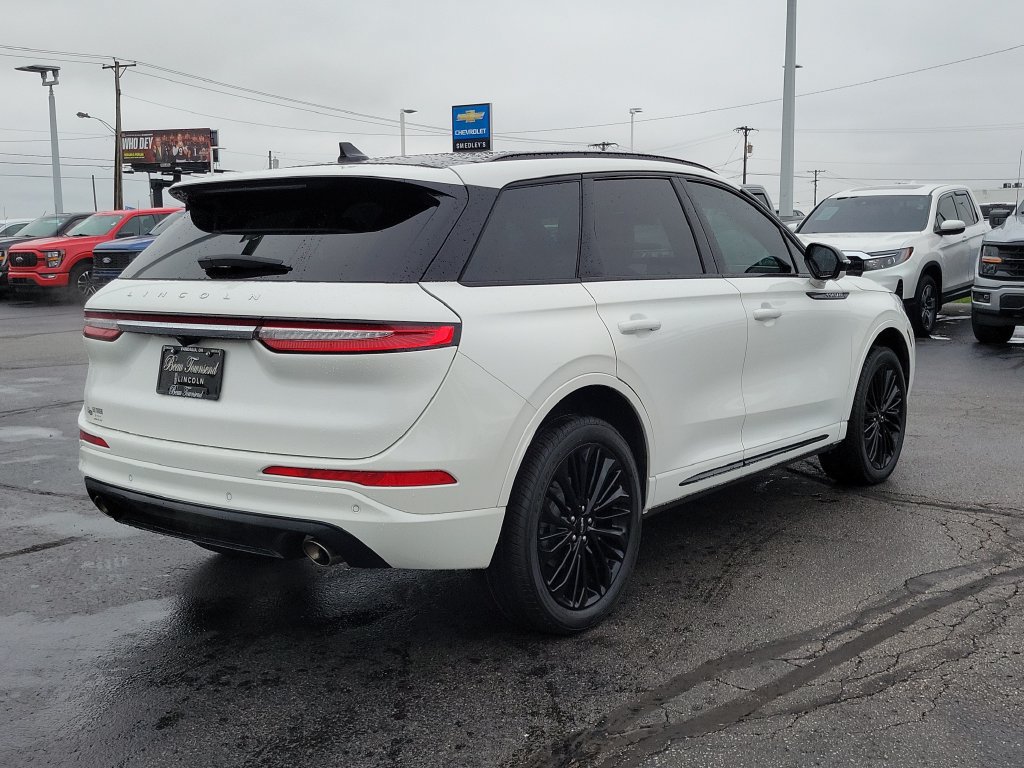 Certified 2023 Lincoln Corsair Reserve w/ Equipment Group 201A AWD/4WD image 4