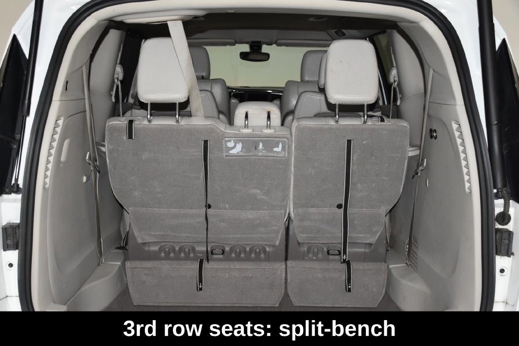 Used 2020 Chrysler Pacifica Touring-L FWD image 30