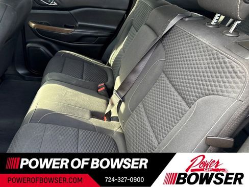 Used 2018 GMC Acadia SLE w/ LPO, Floor Liner Package image 10