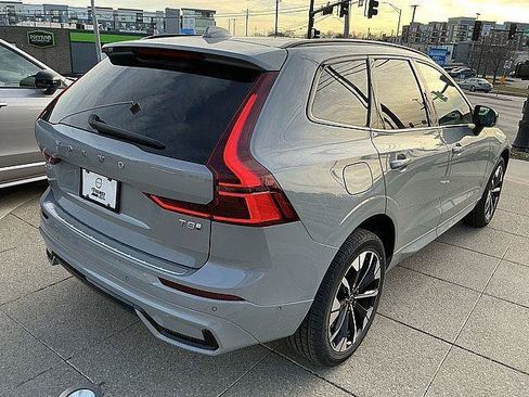 New 2026 Volvo XC60 T8 Plus w/ Protection Package Premier AWD/4WD image 6