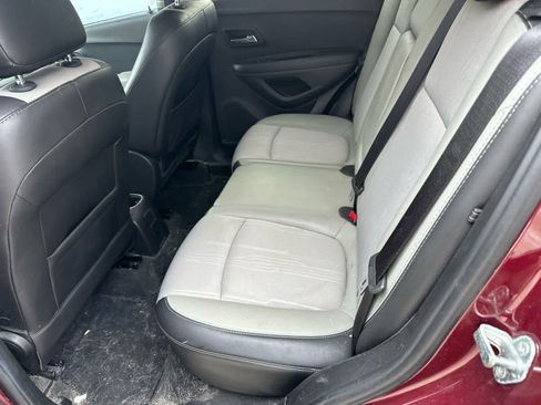 Used 2016 Chevrolet Trax LT w/ LT Convenience Package image 6