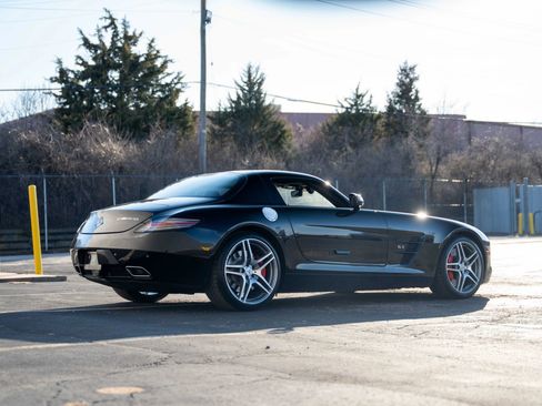 Used 2013 Mercedes-Benz SLS AMG GT Coupe image 4