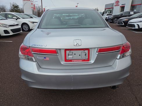 Used 2012 Honda Accord LX image 4